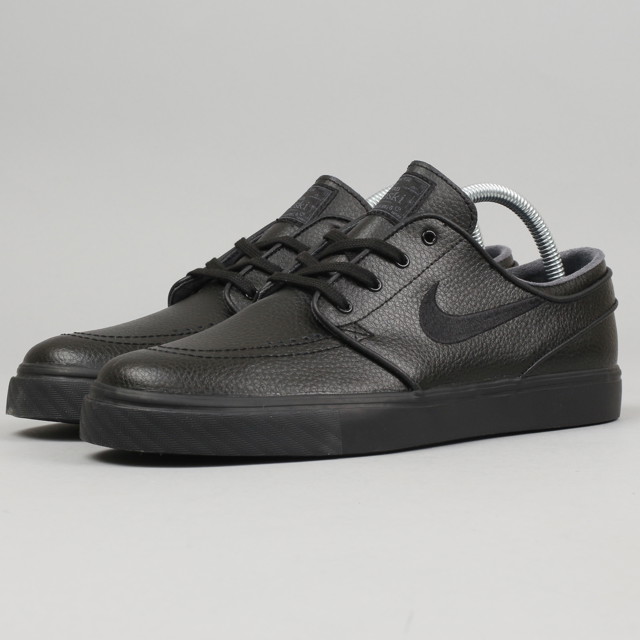 Gördeszkázás Nike SB Zoom Stefan Janoski L Fekete | 616490-006