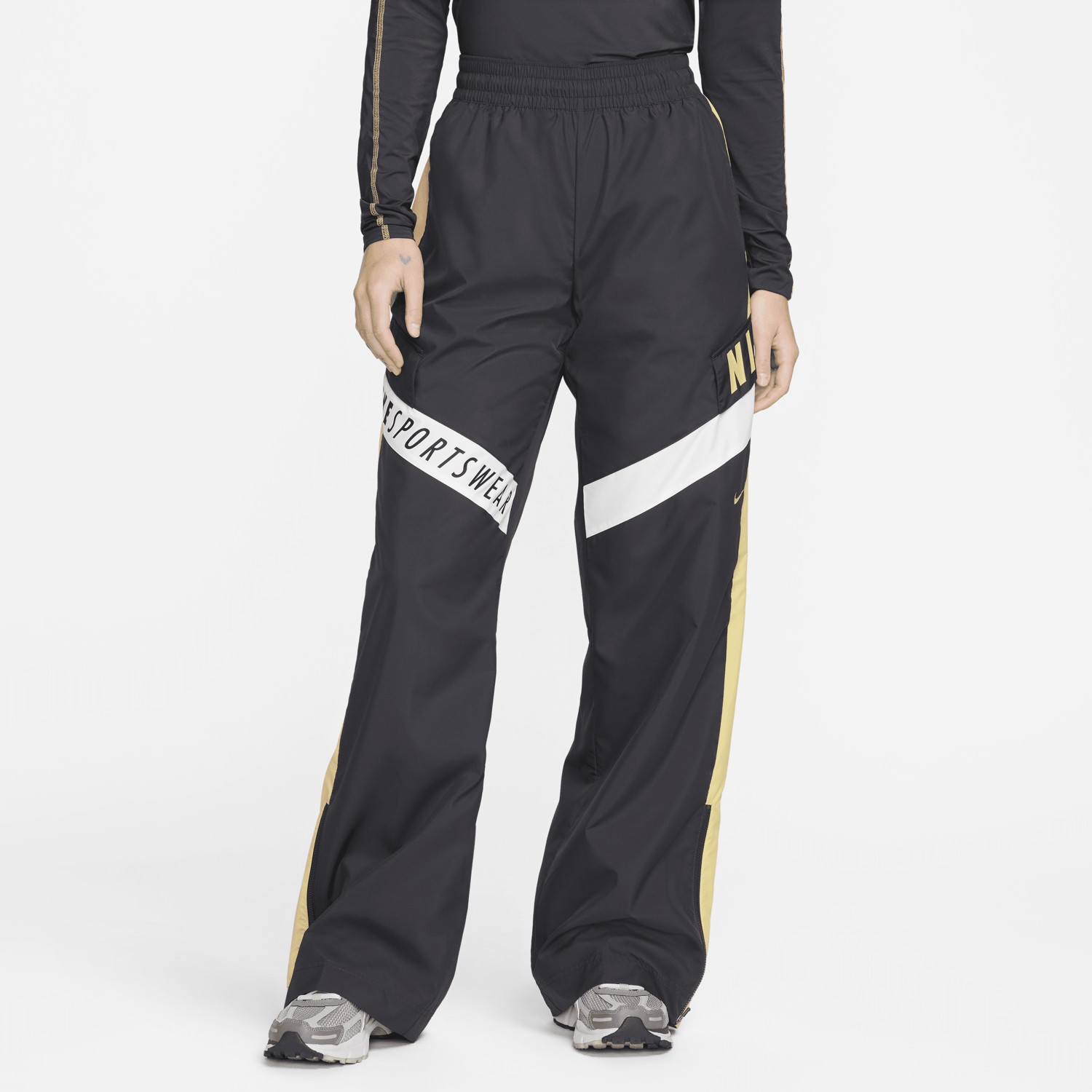 Nadrág Nike Sportswear Trousers Fekete | HF5957-070, 0