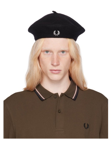 Beretek Fred Perry Embroidered Beret Fekete | HW7646-102