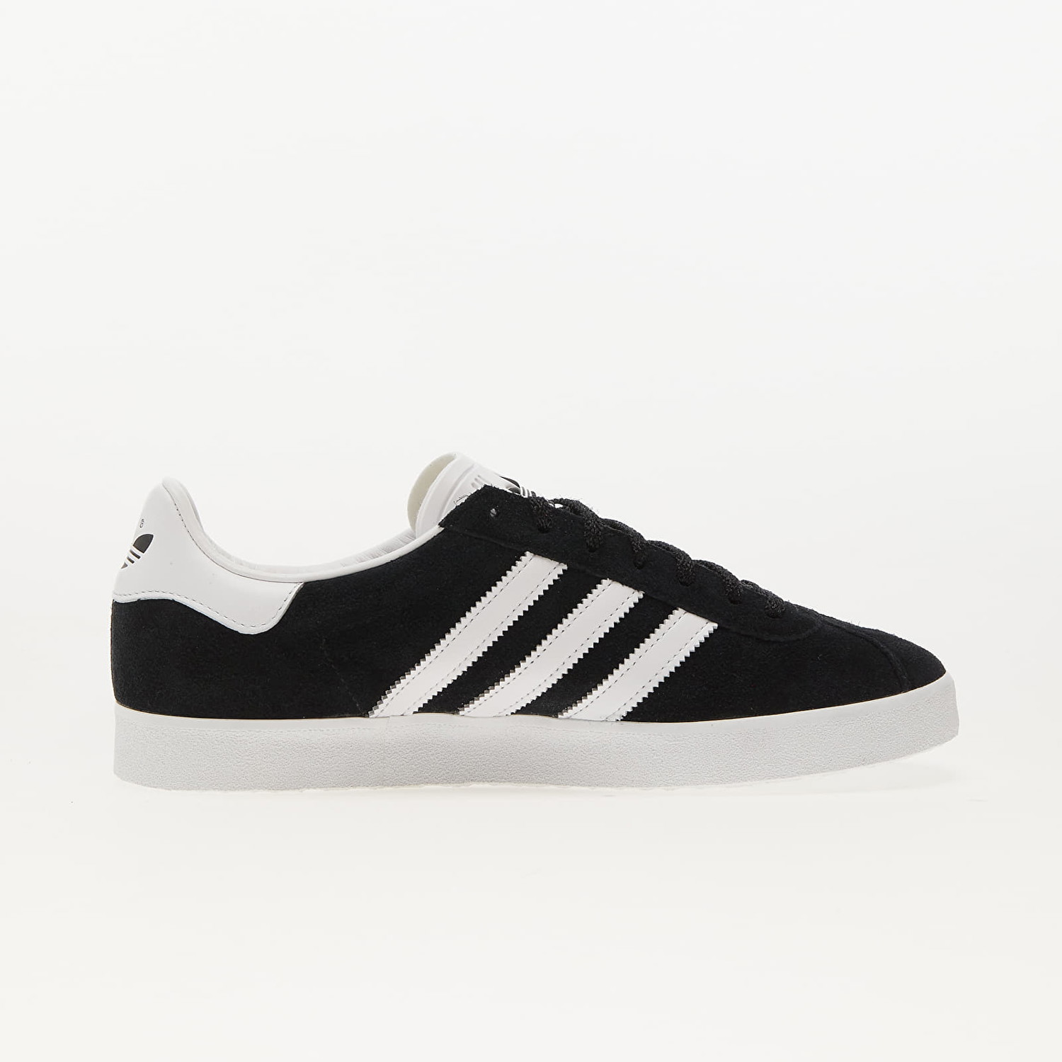 Sneakerek és cipők adidas Originals Gazelle 85 "Black White" Fekete | IE2166, 1