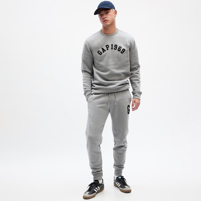 Sweatpants GAP Logo Jogger Sweatpants Pilot Grey Szürke | 817086-00