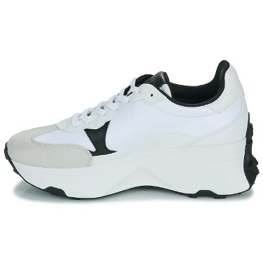 Ruházat GUESS Shoes (Trainers) CALEBB 4 Fehér | FLPCB4-FAB12-WHIBL, 4