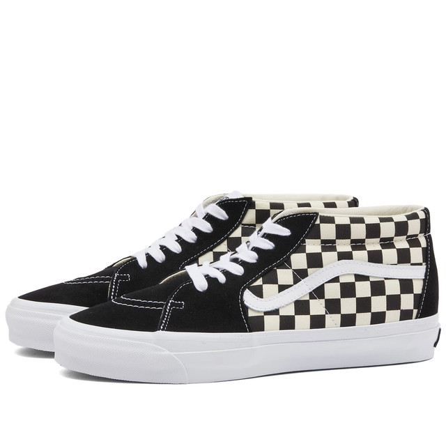 Sneakerek és cipők Vans Men's Sk8-Mid Reissue 83 Sneakers in Lx Checkerboard Black/Off White, Size UK 10 | END. Clothing Fekete | VN000CQQ2BO