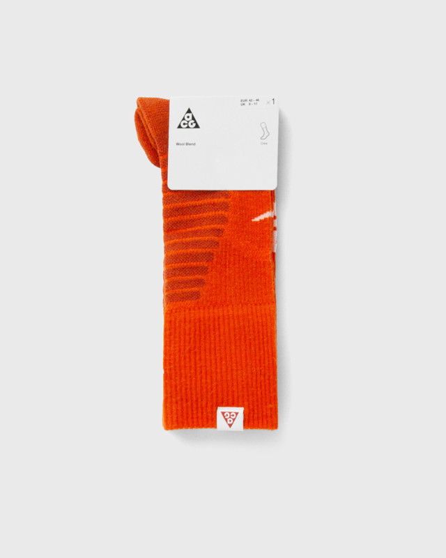 Zoknik és harisnyanadrágok Nike ACG Outdoor Cushioned Crew Socks 
Piros | DV5465-800