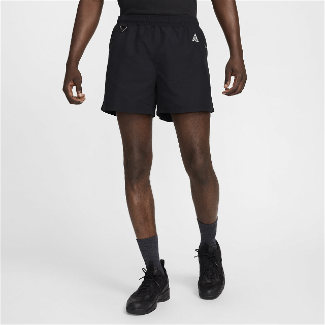 Rövidnadrág Nike ACG „Reservoir Goat“ Shorts Fekete | FN2472-010