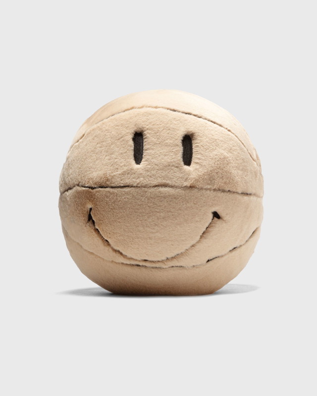 Lakberendezés MARKET Smiley Sherpa Basketball Pillow Bézs | 840160587665