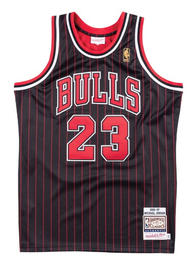 Sportmezek Mitchell & Ness NBA Chicago Bulls Michael Jordan 1996-97 Authentic Jersey Fekete | AJY4AC18126-CBUBLCK96MJO