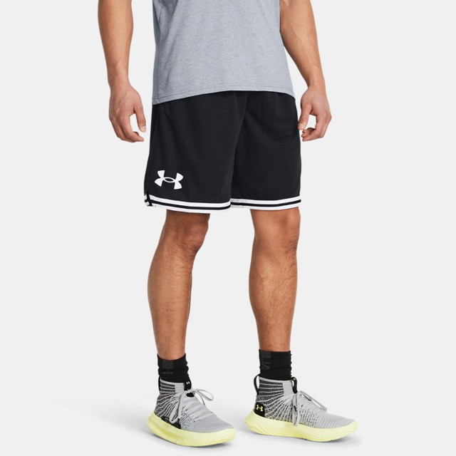 Rövidnadrág Under Armour Zone Shorts für Herren Fekete | 1383392-001