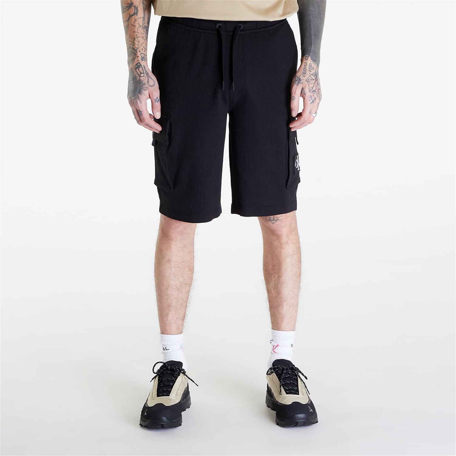 Rövidnadrág CALVIN KLEIN Jeans Texture Hwk Shorts Black Fekete | J30J325136 BEH, 0