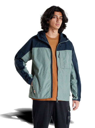 Dzsekik FJÄLLRÄVEN High Coast Wind Jacket Szürke | F82606-614-560