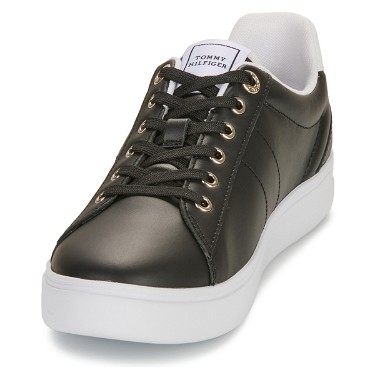 Ruházat Tommy Hilfiger Shoes (Trainers) ESSENTIAL ELEVATED COURT SNEAKER Fekete | FW0FW07685-BDS, 2