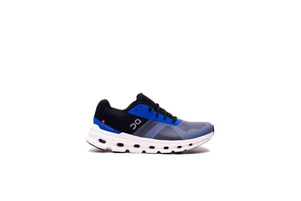 Sneakerek és cipők On Running Cloudrunner Kék | 46.99016