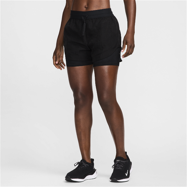 Rövidnadrág Nike 8cm 2 v 1 Dri-FIT Running Division Fekete | FV6361-010