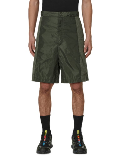 Rövidnadrág Moncler Born To Protect Nylon Shorts Zöld | 2B00015539ZD 83B