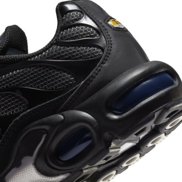 Sneakerek és cipők Nike Air Max Plus "Black" W Fekete | DQ0850-001, 3