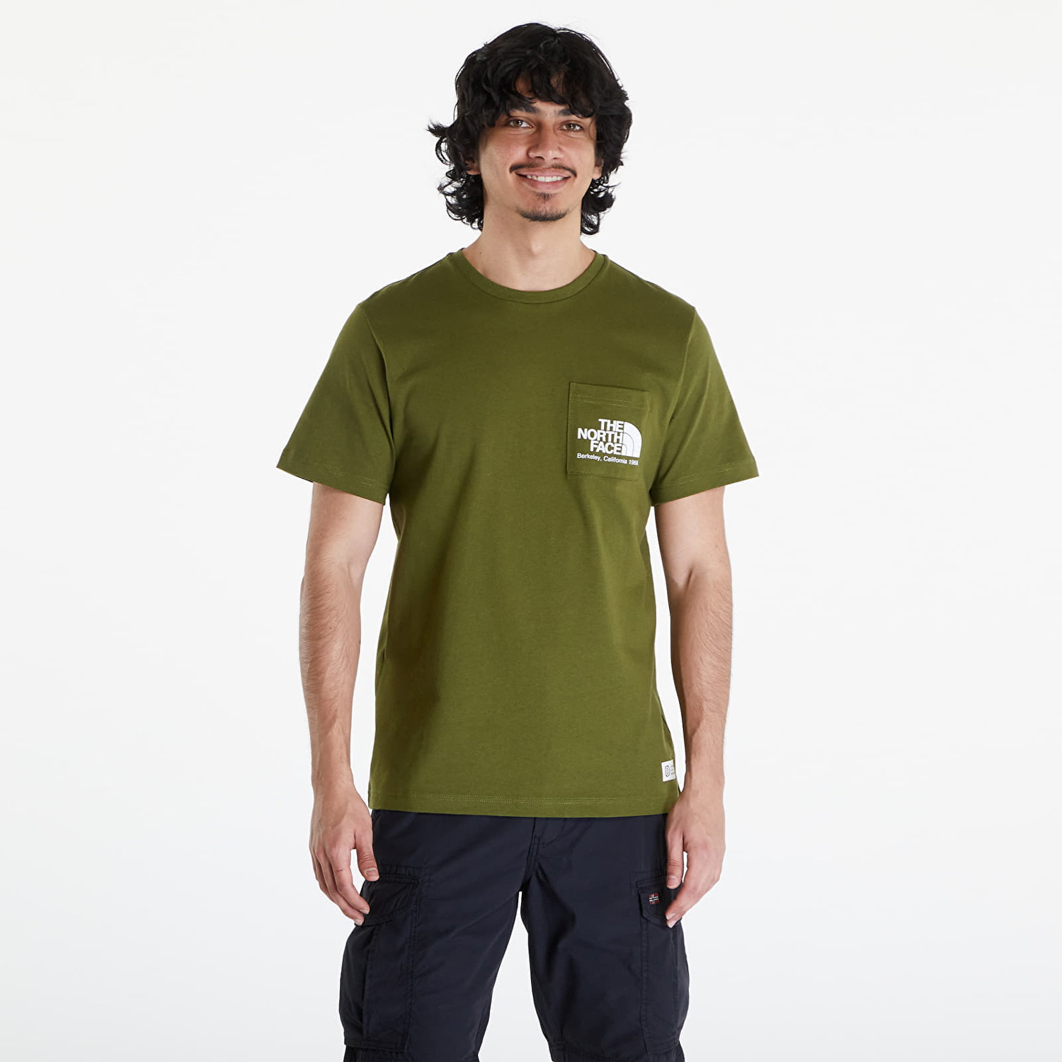 Póló The North Face T-Shirt Berkeley California Pocket S/S Tee Forest Olive Zöld | NF0A87U2PIB1, 0