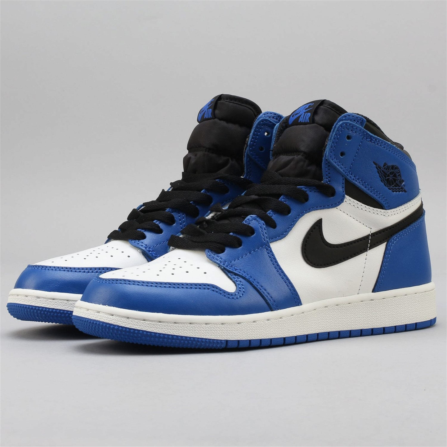 Sneakerek és cipők Jordan Air Jordan 1 Retro High OG BG "Game Royal" Kék | 575441-403, 1