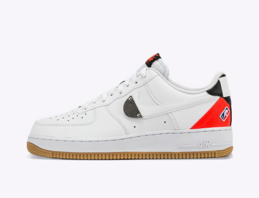 Sneakerek és cipők Nike NBA x Air Force 1 '07 LV8 "White Bright Crimson" Fehér | CT2298-101